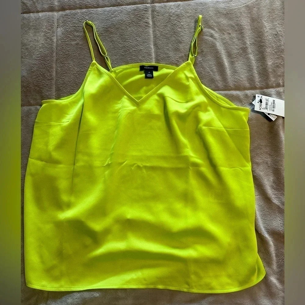 Halogen Tank Size XL Green NWT